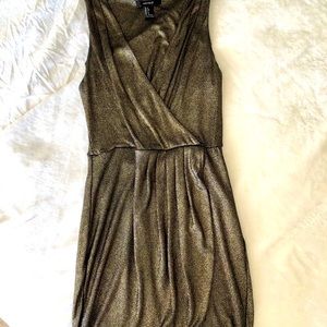 Gold sleeveless party dress